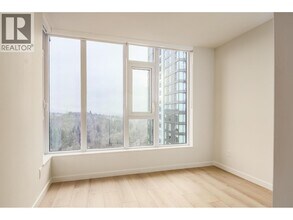 311 Alderson Ave in Coquitlam, BC - Building Photo - Building Photo