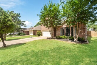 6923 Cobblestone Path in Houston, TX - Building Photo - Building Photo