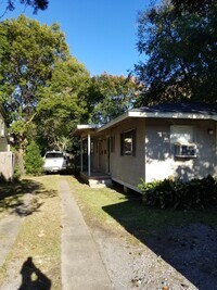 214 St Thomas St, Unit Apt A