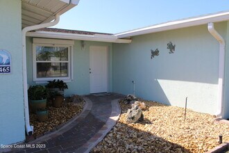 1465 W Central Ave in Merritt Island, FL - Building Photo - Building Photo