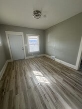 4301 W 41st St in Cleveland, OH - Building Photo - Building Photo