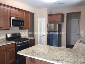 33208 Stables Dr in Spanish Fort, AL - Building Photo - Building Photo