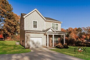 467 Elm St in Lincolnton, NC - Building Photo