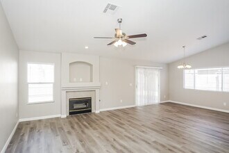 5235 Acacia Grove St in North Las Vegas, NV - Building Photo - Building Photo