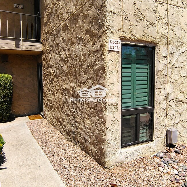 property at 4950 N Miller Rd