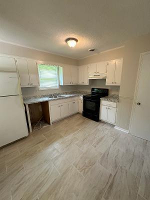 192 Holland Ln in Jackson, TN - Foto de edificio - Building Photo