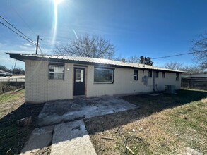 626 Bryant Rd in Clyde, TX - Building Photo - Building Photo