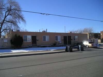 400 Pennsylvania SE in Albuquerque, NM - Foto de edificio