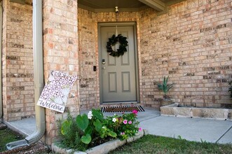 2806 Aberdeen Dr in Seagoville, TX - Building Photo - Building Photo