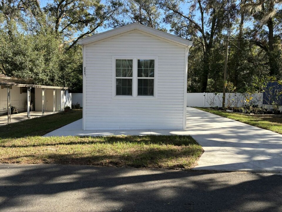 39461 Tabetha Dr in Zephyrhills, FL - Building Photo