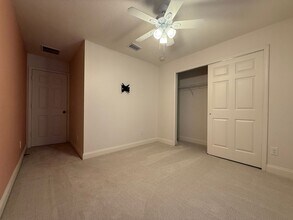 560 Champion Ridge Dr in Daytona Beach, FL - Building Photo - Building Photo