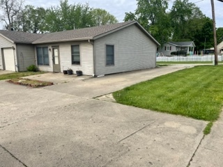 1607 E Wabash Ave in Crawfordsville, IN - Building Photo