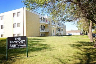 Skyport Apartments