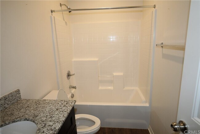 1006 Peach Grv in Riverside, CA - Building Photo - Building Photo