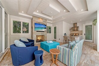 434 3rd Ave S in Naples, FL - Building Photo - Building Photo