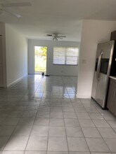3435 SW 62nd Way, Unit B in Miramar, FL - Foto de edificio - Building Photo