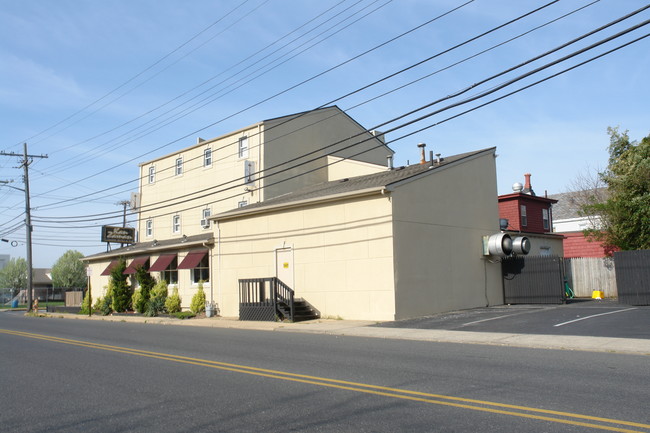 560 2nd Ave in Long Branch, NJ - Building Photo - Building Photo