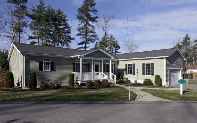 Oak Point in Middleboro, MA - Foto de edificio - Building Photo