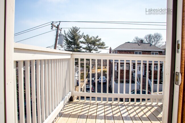 204 Harris St, Unit #2 in Revere, MA - Building Photo - Building Photo