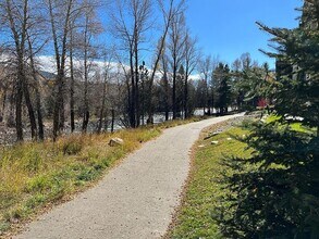 930 Blue River Pkwy in Silverthorne, CO - Building Photo - Building Photo