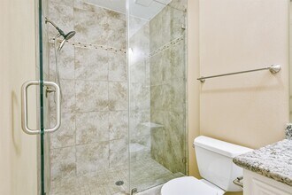 5821 Guadalupe Dr in Dickinson, TX - Building Photo - Building Photo