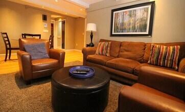 102 Beacon St, Unit 2 in Boston, MA - Building Photo - Building Photo