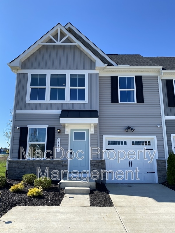 property at 18422 Centennial Cir