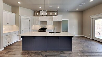 9125 Poppey Pl in Yukon, OK - Building Photo - Building Photo