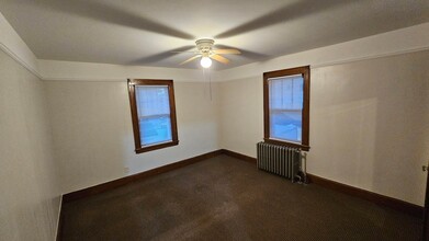 415 Lincoln Ave, Unit 2 in Cliffside Park, NJ - Building Photo - Building Photo