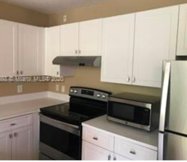 property at 19601 E Country Club Dr