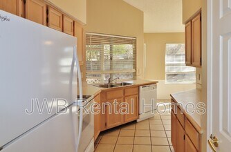 466 Oldfield Dr in Orange Park, FL - Building Photo - Building Photo