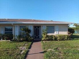 20886 Vinesta Cir in Boca Raton, FL - Building Photo