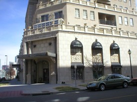 The Belvedere Tower in Denver, CO - Foto de edificio - Building Photo