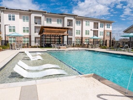The Waters At Millerville in Baton Rouge, LA - Building Photo