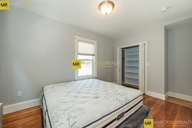 46 Hobson St, Unit 1 in Boston, MA - Building Photo - Building Photo