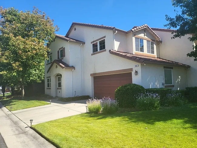 property at 300 Indian Runner Ct