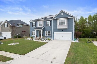 360 Waverly Ln in Richmond Hill, GA - Building Photo - Building Photo