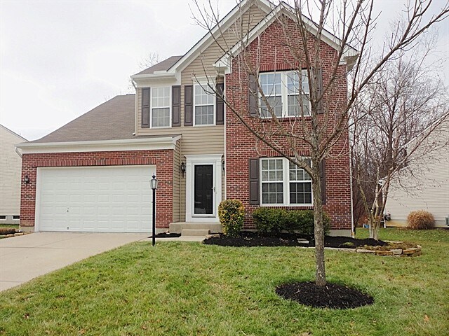6031 Delfair Ln in Milford, OH - Building Photo