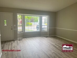 11891 Hagan Rd in Sandy, UT - Building Photo - Building Photo
