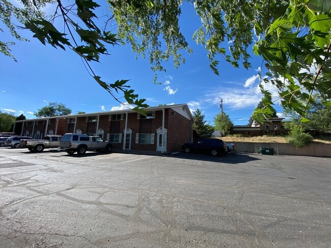 901 Florida Rd in Durango, CO - Foto de edificio - Building Photo