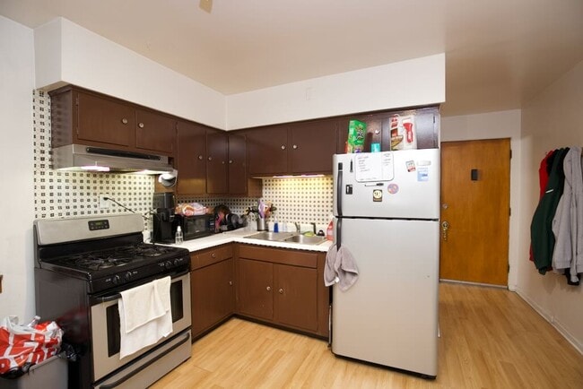 1471 W Erie St, Unit M07H in Chicago, IL - Foto de edificio - Building Photo