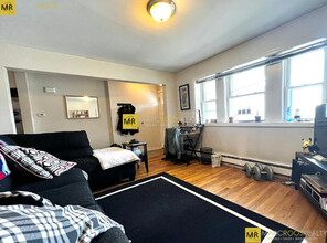 678 Bennington St, Unit 1 in Boston, MA - Building Photo - Building Photo
