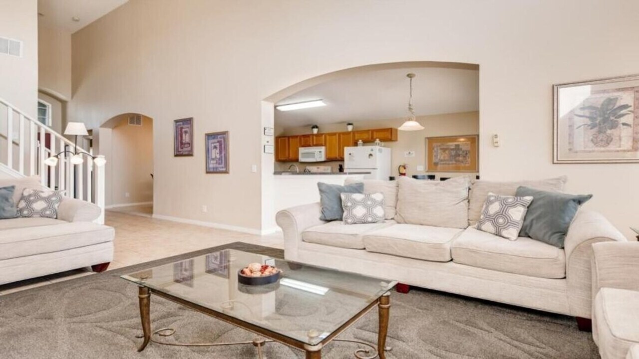 2651 Emerald Island Blvd in Kissimmee, FL - Building Photo