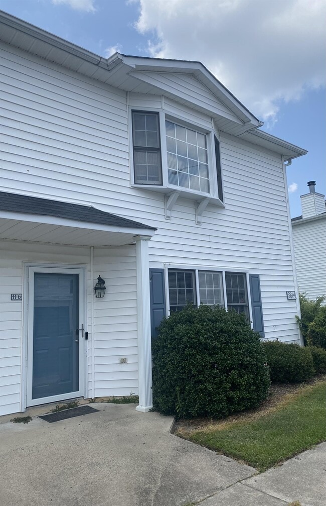 property at 3814 Sterling Pointe Dr