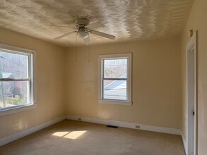 224 Pine St in Martinsville, VA - Building Photo - Building Photo