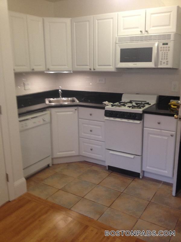 64 Hemenway St, Unit 5 in Boston, MA - Building Photo - Building Photo