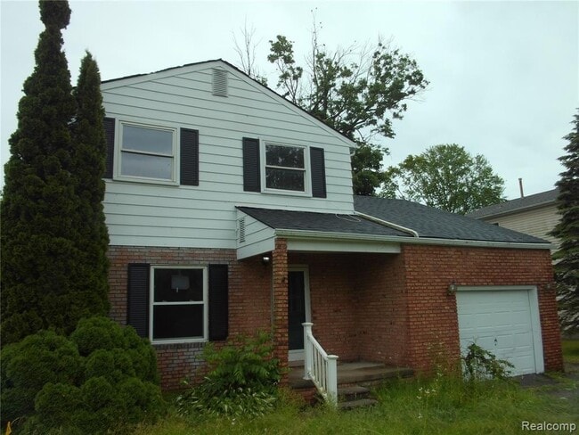 property at 38014 Mallast St