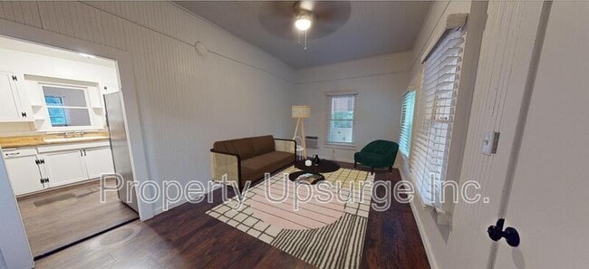 property at 648 Reeds Ave