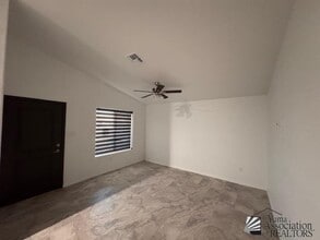 4557 E Jett St in San Luis, AZ - Building Photo - Building Photo