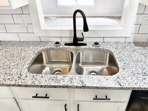 11713 N Francis Ave in Oklahoma City, OK - Building Photo - Building Photo